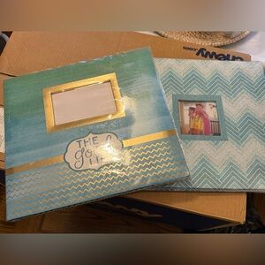 Recollections Set of 2 Scrapbooks